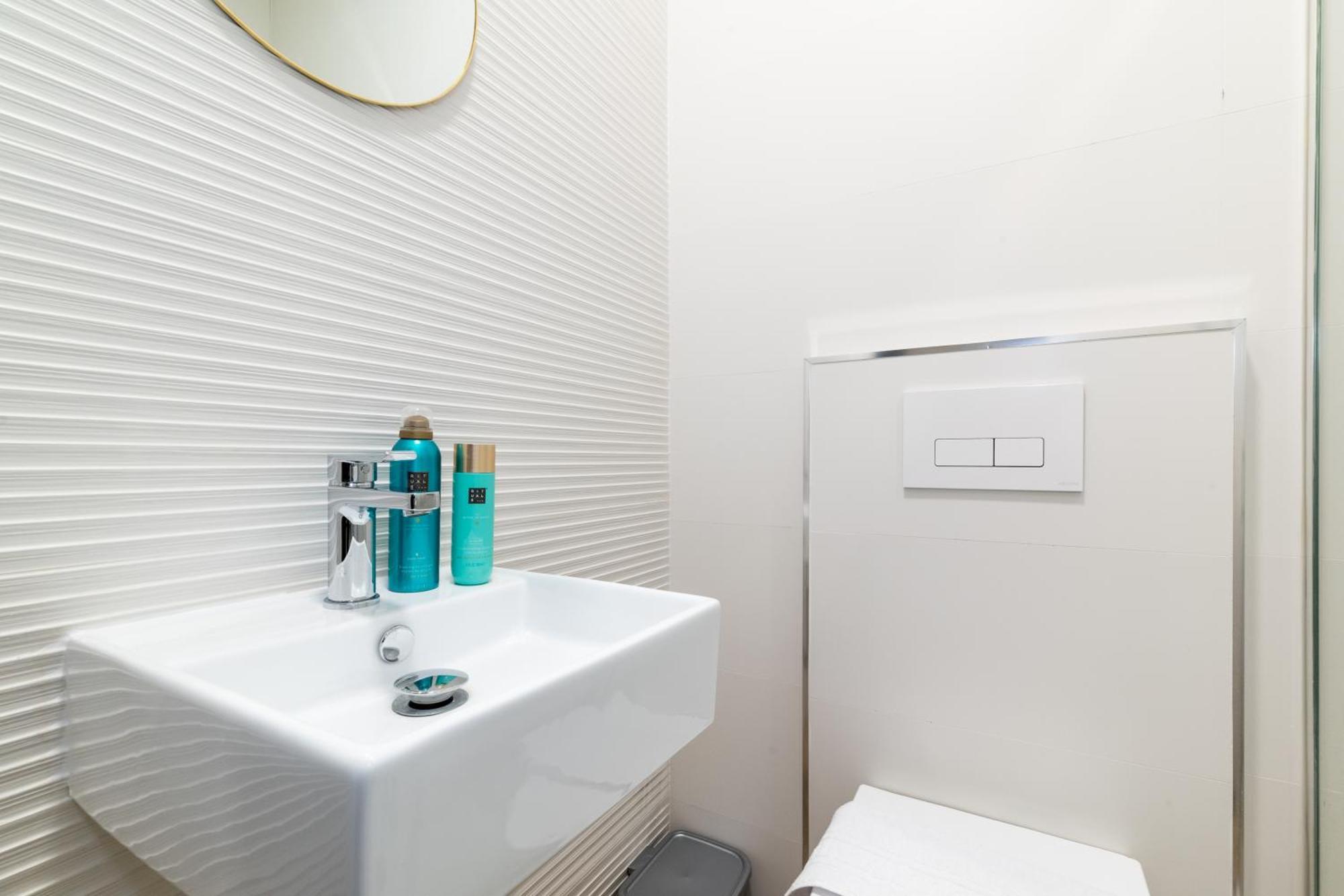 Apartamento Reformado Centro กรานาดา ภายนอก รูปภาพ